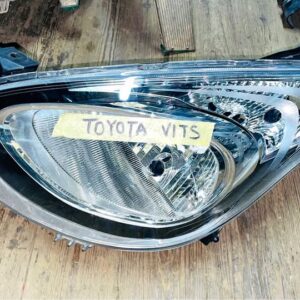 Toyota Vitz / Toyota Vitz Left Headlight